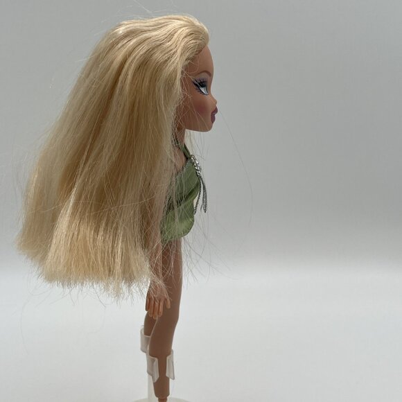 Bratz Passion 4 Fashion Cloe First Edition MGA Doll 2006 Closed Mouth - Picture 6 of 12